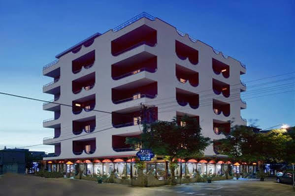 Hotel Alfredo'S リミニ エクステリア 写真